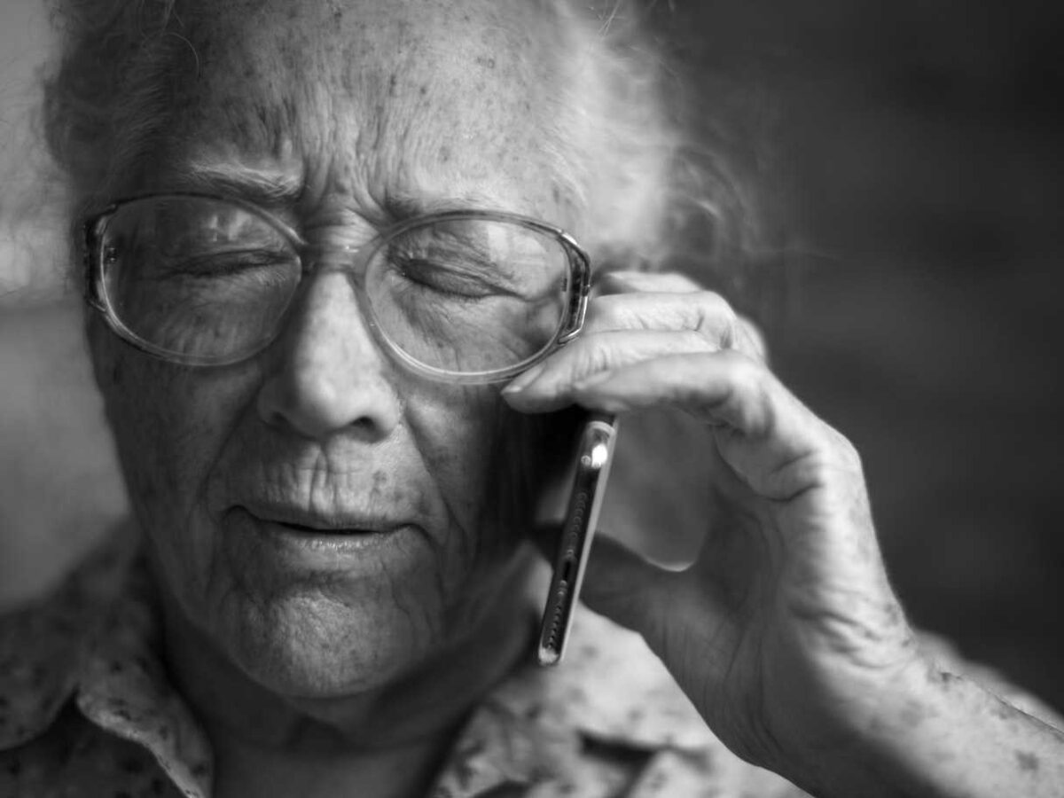 I migliori cellulari per anziani: Semplicità è la chiave